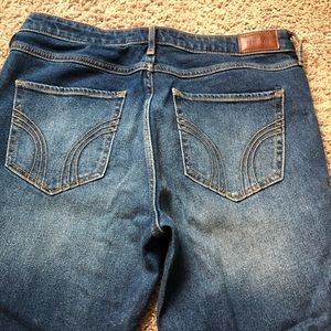 Hollister high rise destructed jean